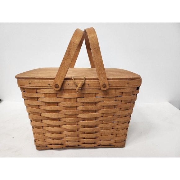 Longaberger Other - Vintage Longaberger Large Picnic Basket Woven Lidded With Handles 300HO